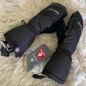 NWT Marmot insulated mittens